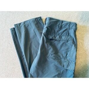 World Wide Sportsman Convertible Cargo Pants Nylon Stretch Men's 40x34 Blue Fish